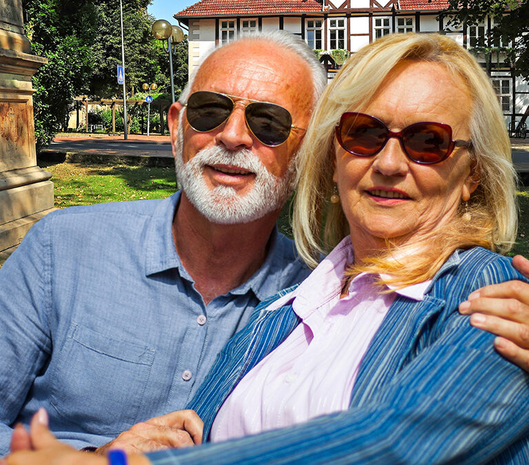Personen mit Sonnenbrillen